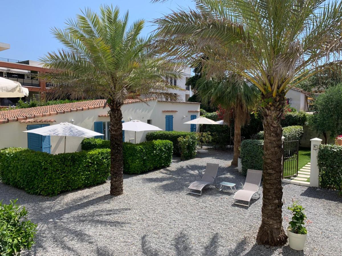 Hotel L'Etape Villeneuve-Loubet Exterior photo