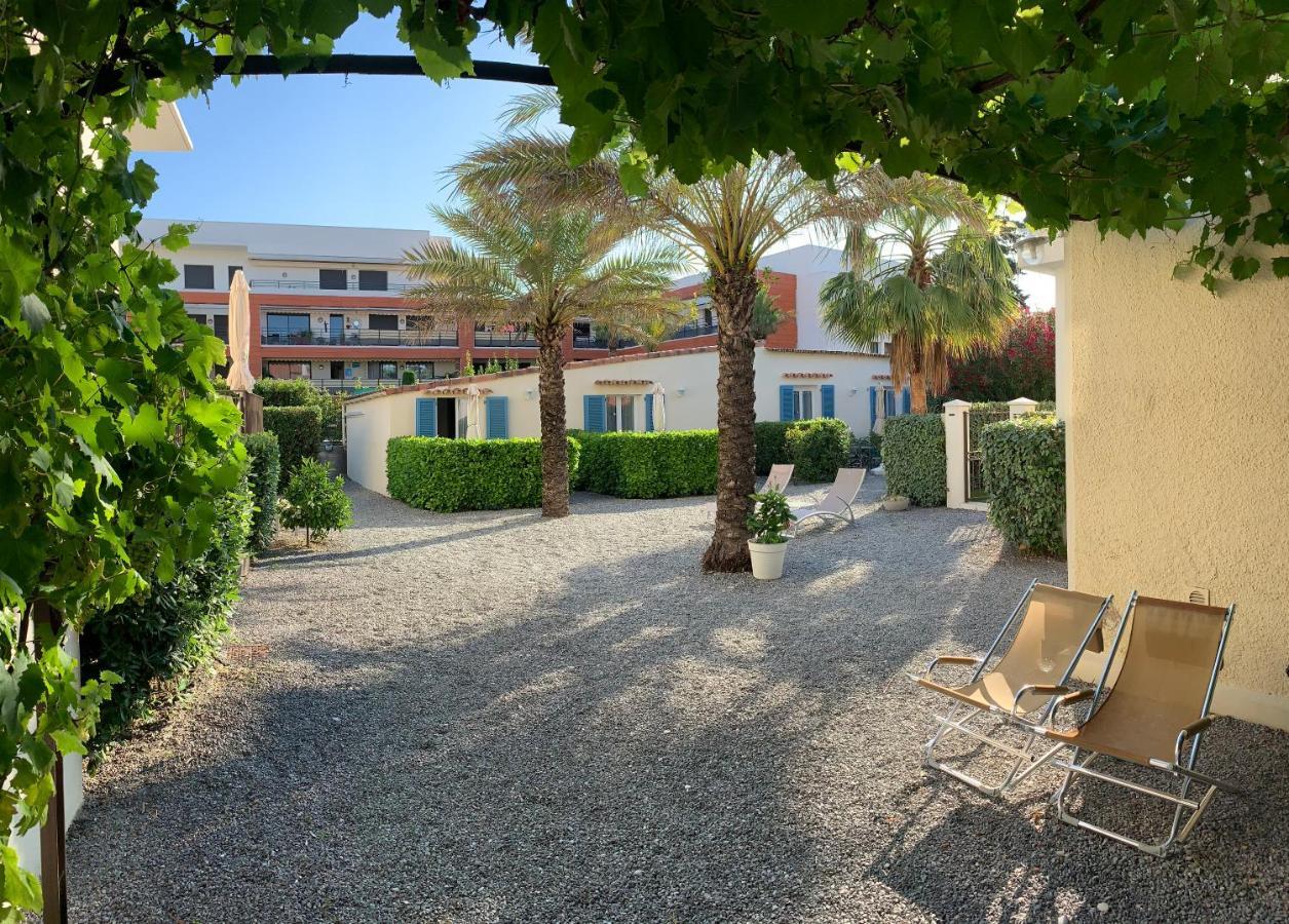 Hotel L'Etape Villeneuve-Loubet Exterior photo