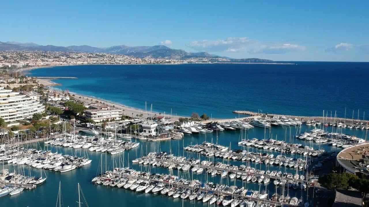 Hotel L'Etape Villeneuve-Loubet Exterior photo